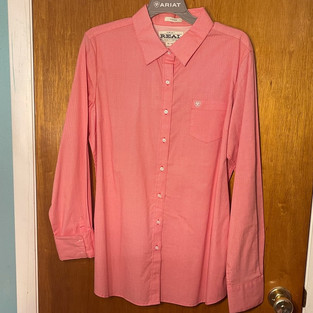 Women’s Ariat stretch shirt